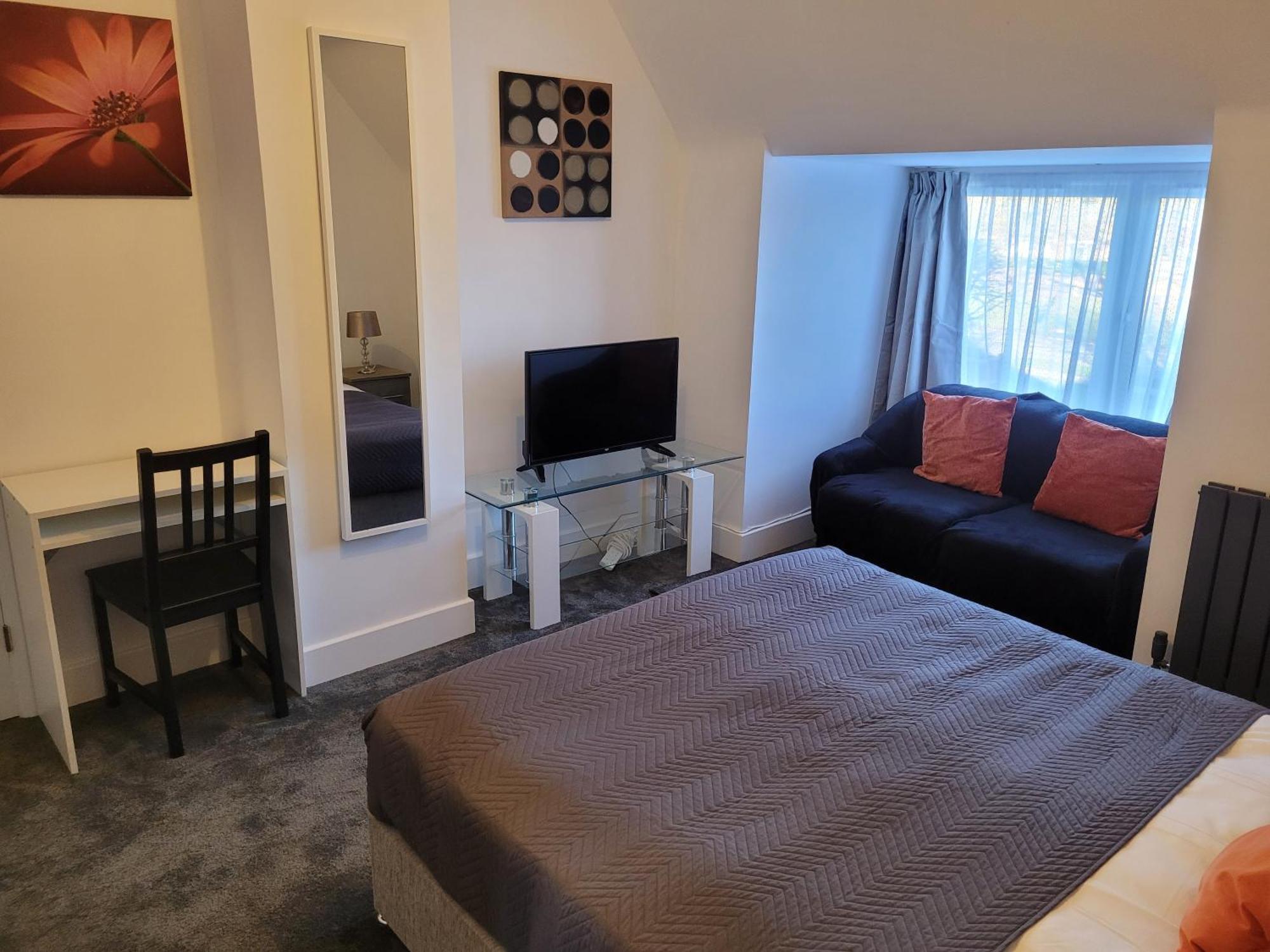 Silvertree Lodge - 2 Double Bed Flat With Parking Hemel Hempstead Eksteriør billede